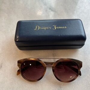 Draper James Tortoise Charlotte Sunglasses 28 51-19-140 + Case